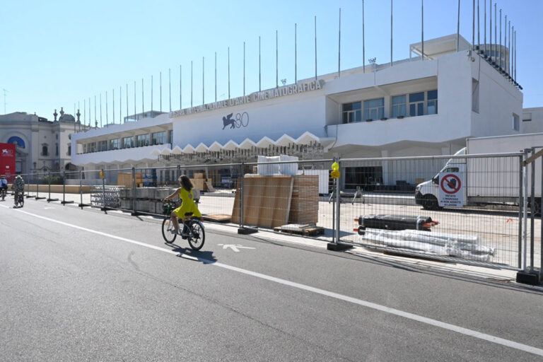 palazzo-del-cinema-lido-venezia