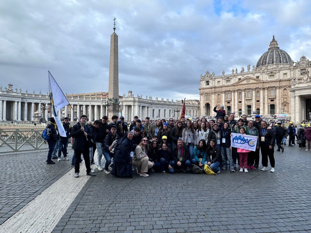 Papa Francesco parla all’Ac: “Impegnatevi per la pace”