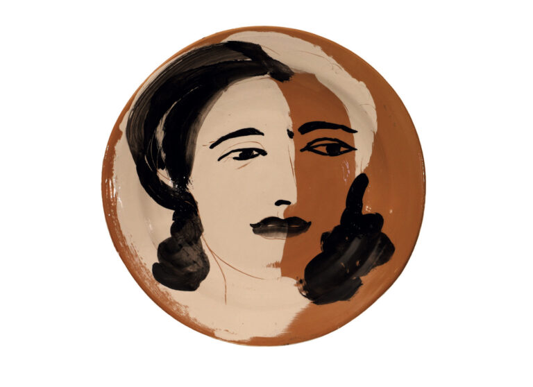 Violetto Poster Minimale e Tipografico per Esposizione (22 x 22 cm)